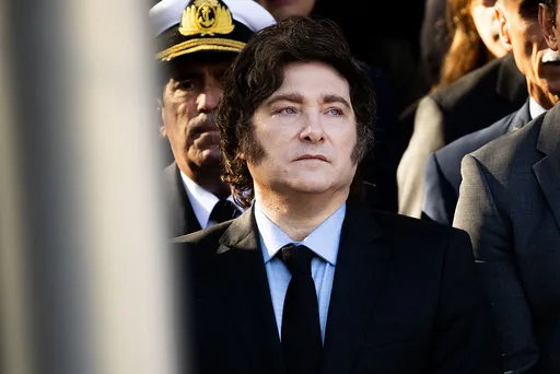 FMI confirma préstamo millonario a Argentina justo antes de paro general: lo que se juega Milei